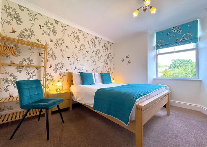 Thornbank House Offering Breakfast And With The Use Of Free Local Health Club