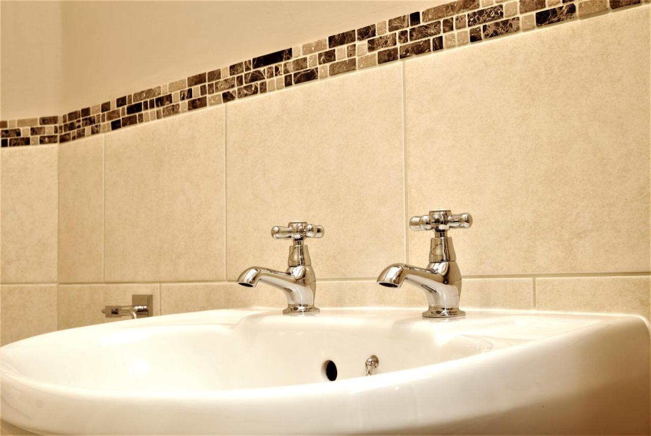 Гостевой дом Thornbank House Offering Breakfast And With The Use Of Free Local Health Club Уиндермир