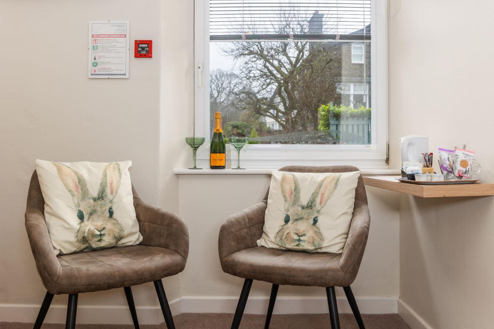 Guest house Thornbank House Offering Breakfast And With The Use Of Free Local Health Club 4*
