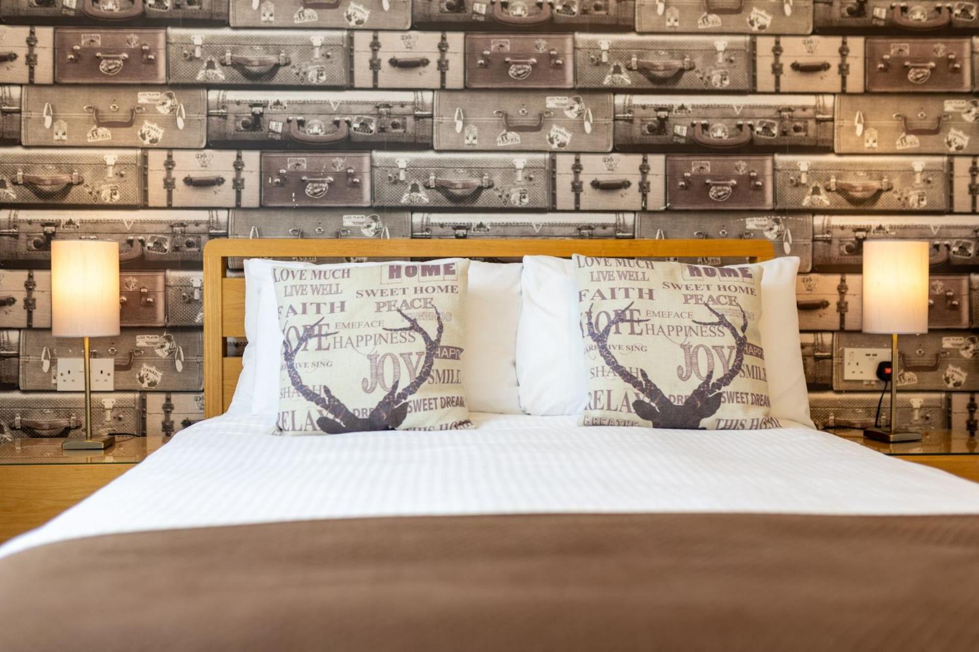 Guest house Thornbank House Offering Breakfast And With The Use Of Free Local Health Club