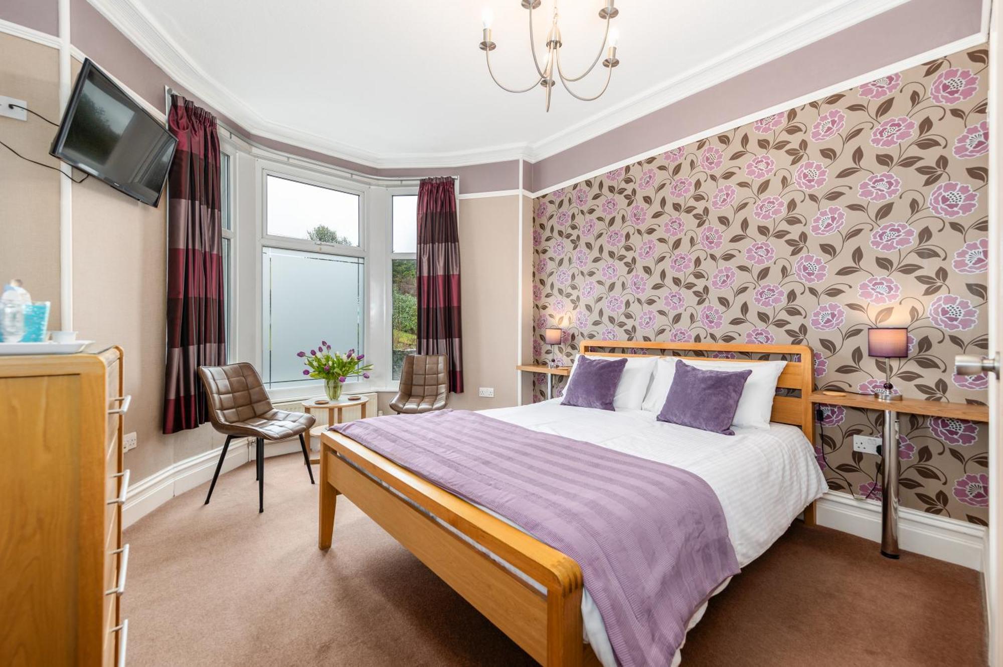 Thornbank House Offering Breakfast And With The Use Of Free Local Health Club Guest house 4*