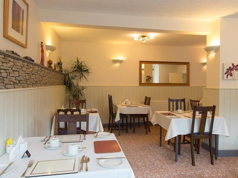 Guest house Thornbank House Offering Breakfast And With The Use Of Free Local Health Club 4*