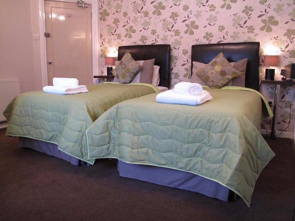 Thornbank House Offering Breakfast And With The Use Of Free Local Health Club