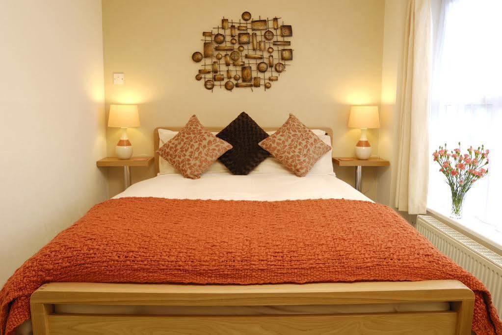 Thornbank House Offering Breakfast And With The Use Of Free Local Health Club Affittacamere